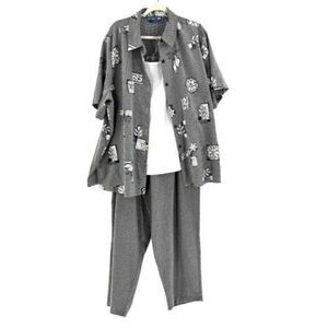 Gray Floral Women's Pantsuit